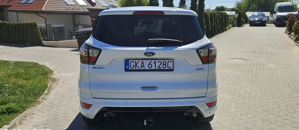 Ford Kuga cena 69900 przebieg: 91600, rok produkcji 2017 z Gdańsk małe 211